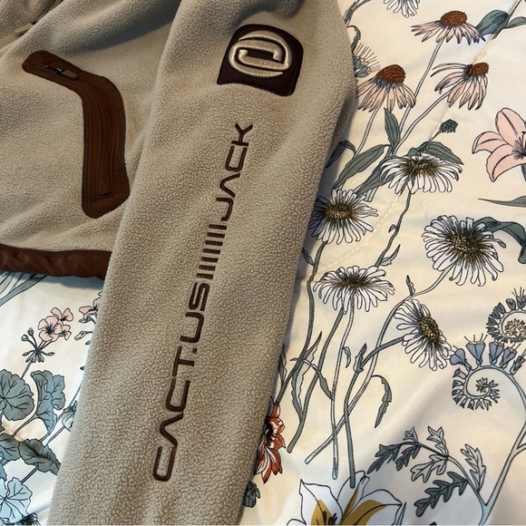 Nike x CACT.US CORP Travis Scott Collab Women's Pullover Crew Sweatshirt - Picture 8 of 11